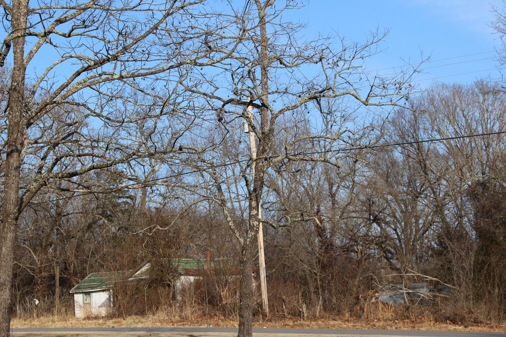 433 St Hwy O Kissee Mills, MO