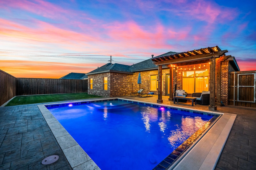 For Sale $450,000 • Co-Listing Agent