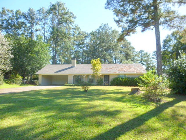 1109 Virginia Ave, McComb, MS 39648 - photo 1