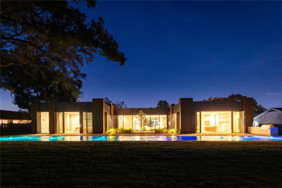 For Sale $3,899,995 • Co-Listing Agent