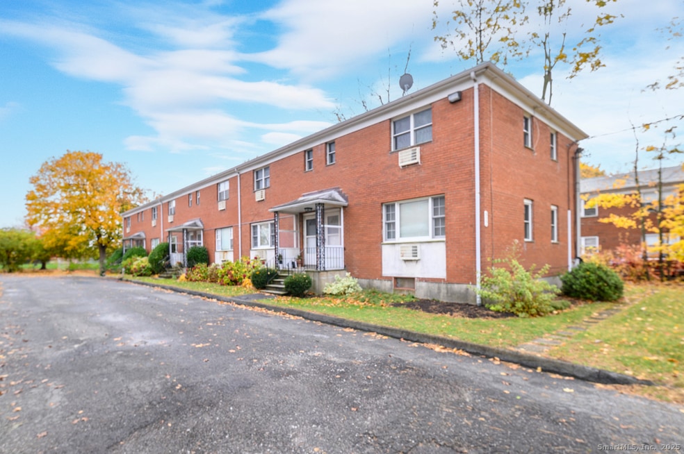 For Rent $2,700/month