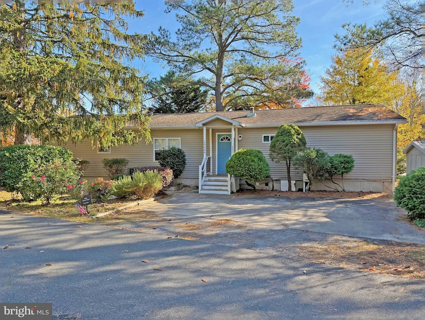 For Sale $120,000 • Co-Listing Agent