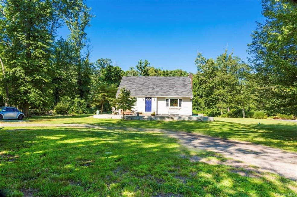 303 Buena Vista Rd, New City, NY 10956 - photo 1