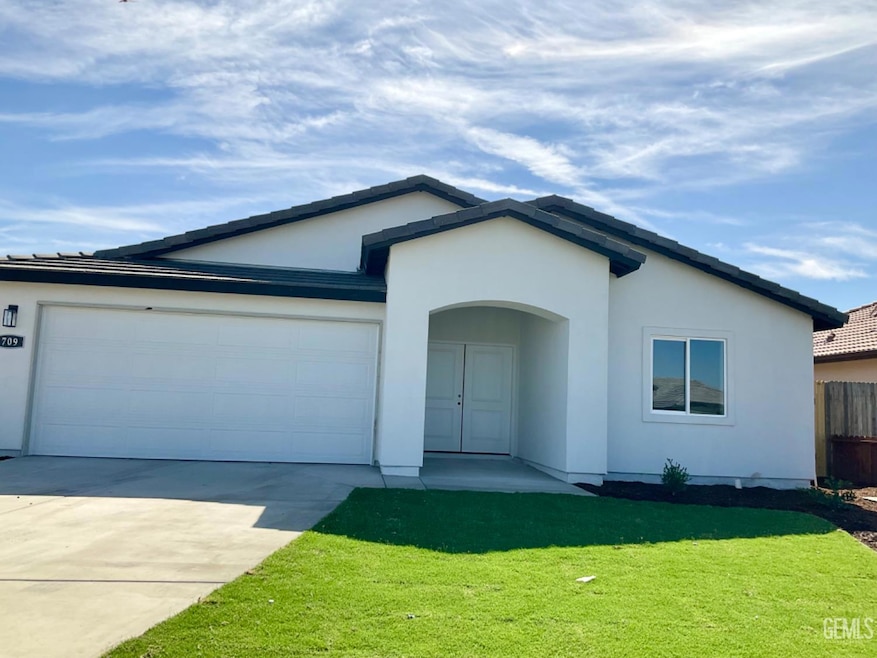 709 Merengue St, Bakersfield, CA 93306 - photo 1