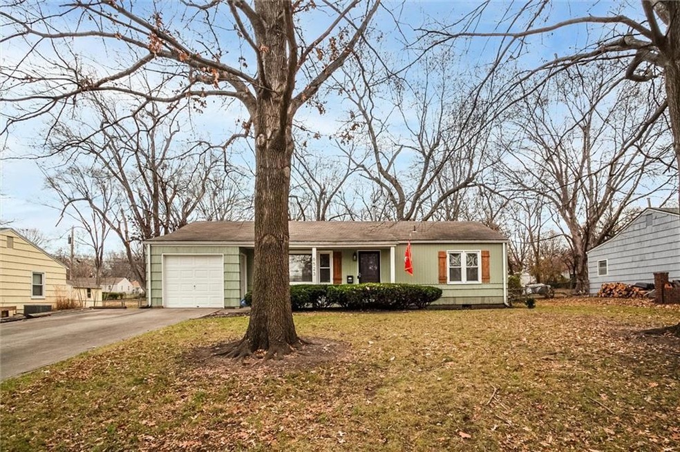 6523 Melrose Ln, Shawnee, KS 66203 - photo 1