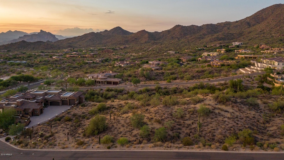 8432 E. Sugarloaf Circle