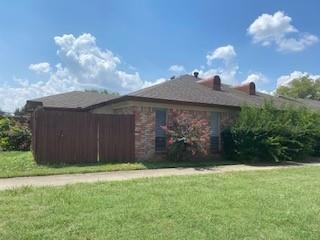 710 E Pecan St, Hurst, TX 76053 - photo 1