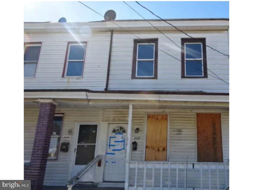 302 Middlesex St, Gloucester City, NJ 08030 - photo 1