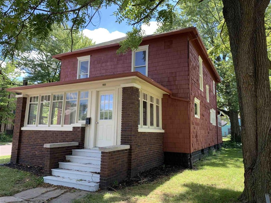 321 Division St, Elkhart, IN 46516 - photo 1