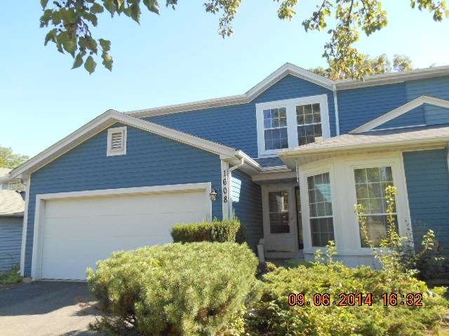 1608 Estate Cir, Naperville, IL 60565 - photo 1