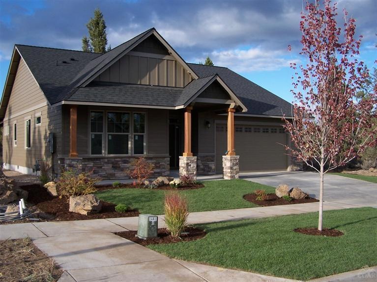 20860 Rorick Dr, Bend, OR 97701 - photo 1