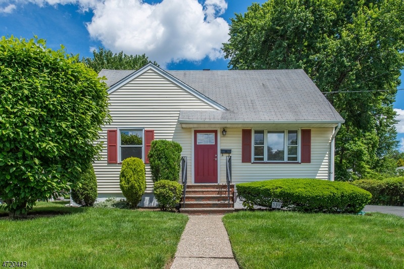 539 E Passaic Ave, Bloomfield, NJ 07003 - photo 1