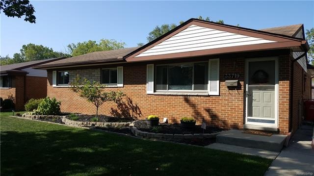 Nicely landscaped front of home!