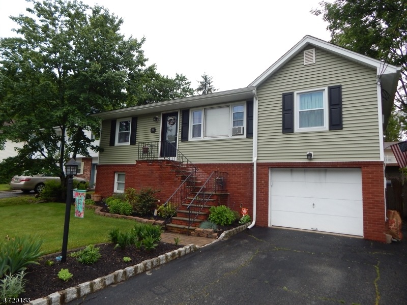 20 Tobyhanna Trail, Hopatcong, NJ 07843 - photo 1