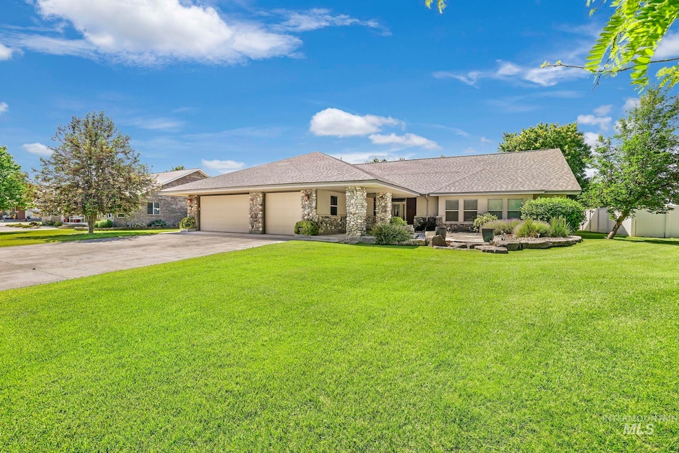 For Sale $650,000