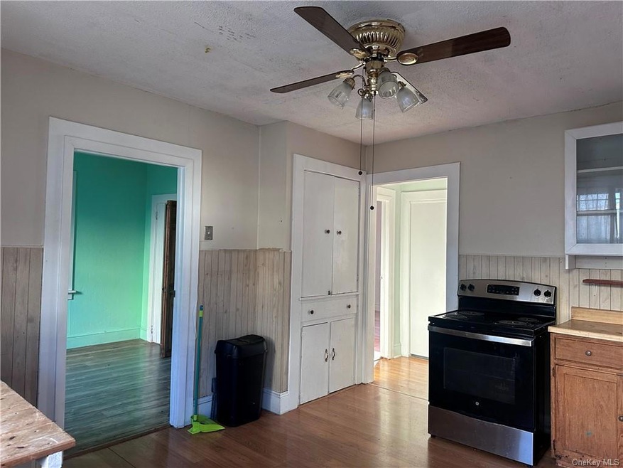 12 Bahret Ave unit 16, Poughkeepsie, NY 12601 - photo 1