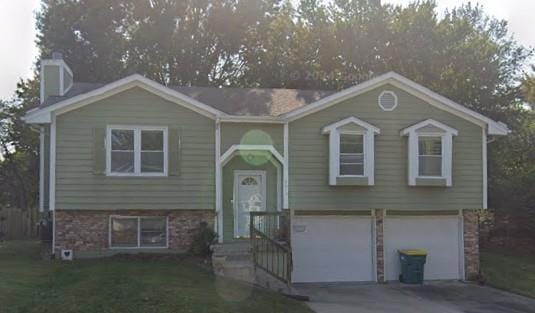 2215 NE Chipman Rd, Lees Summit, MO 64086 - photo 1