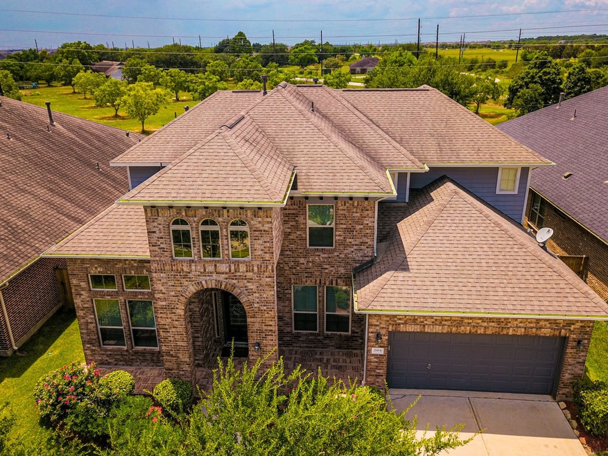 3414 Norwich Gardens Ln, Fulshear, TX 77441 - photo 1