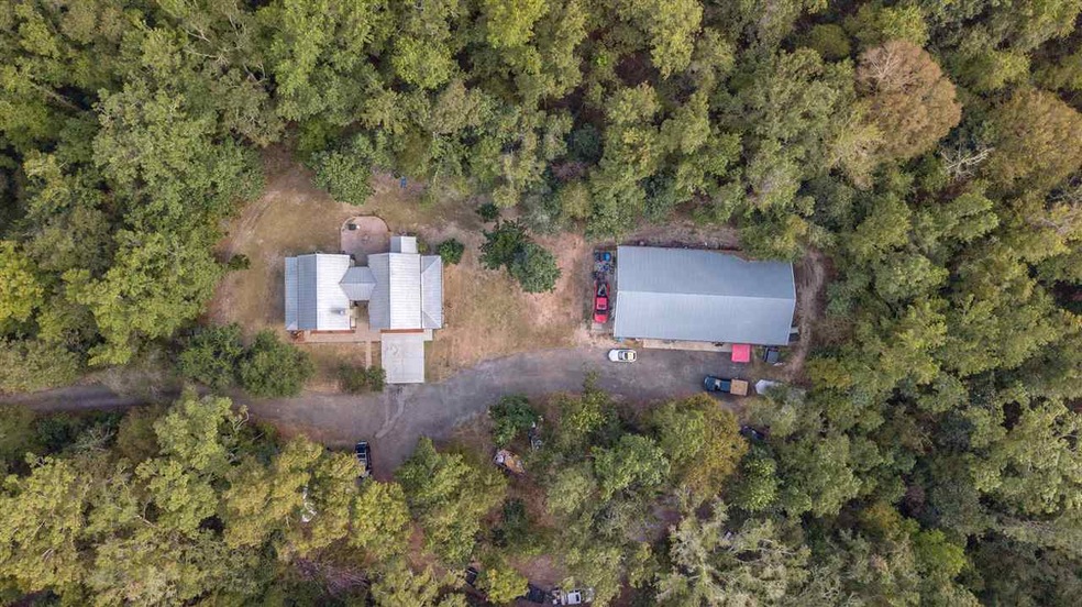 975 Dr Martin Luther King Jr Mem Rd, Crawfordville, FL 32327 - photo 1