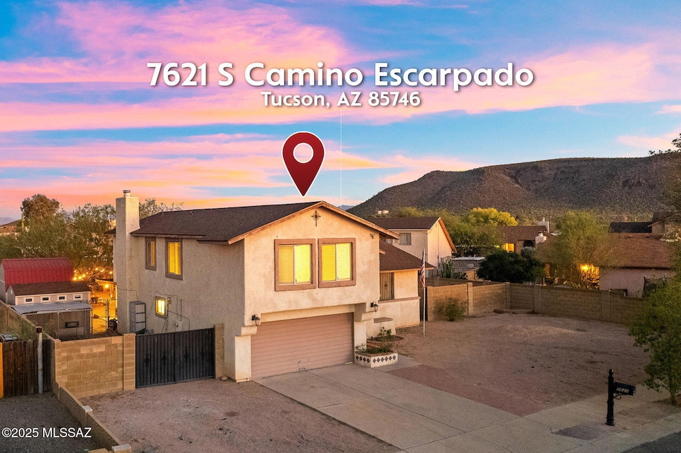 7621 S Camino Escarpado, Tucson, AZ 85746 - photo 1