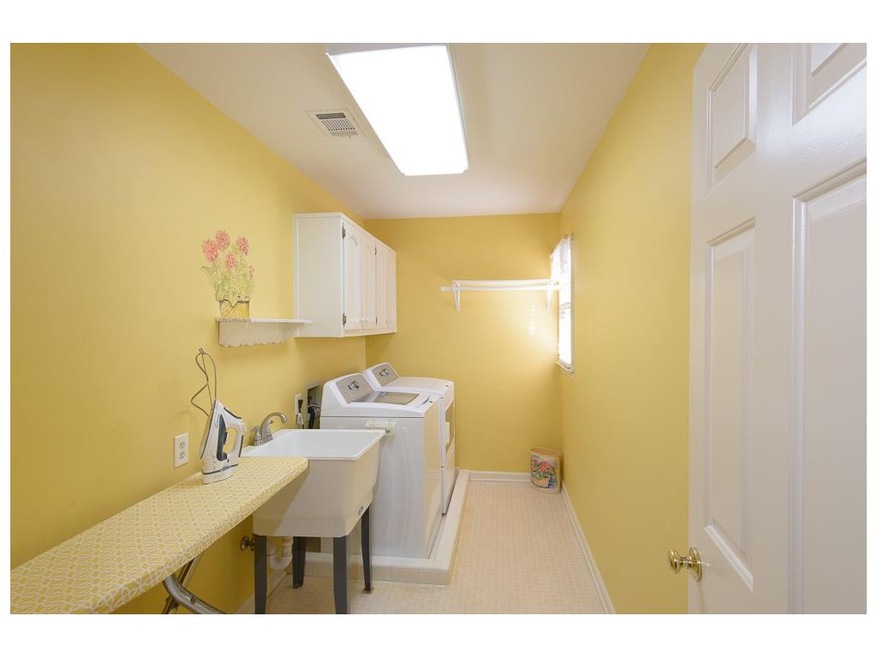 10445 Centennial Dr unit 1, Alpharetta, GA 30022 - photo 1