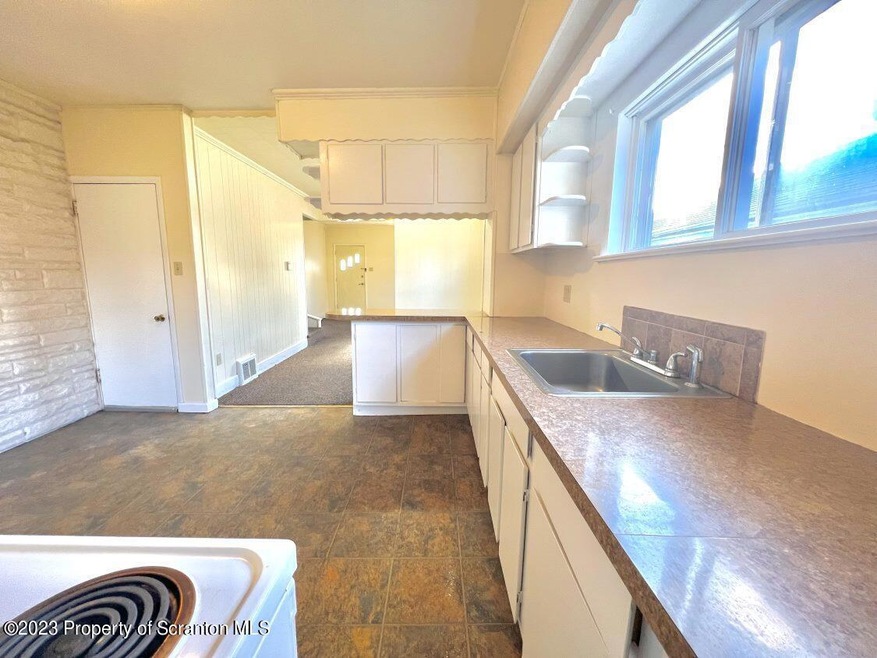 1427 N Lincoln Ave unit 29, Scranton, PA 18508 - photo 1