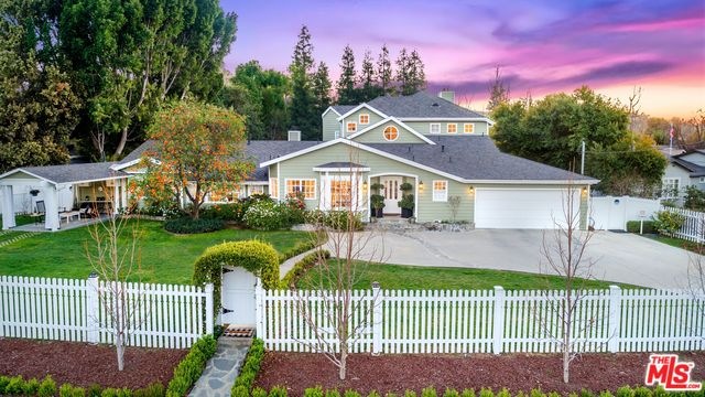 20420 Quedo Dr, Woodland Hills, CA 91364 - photo 1