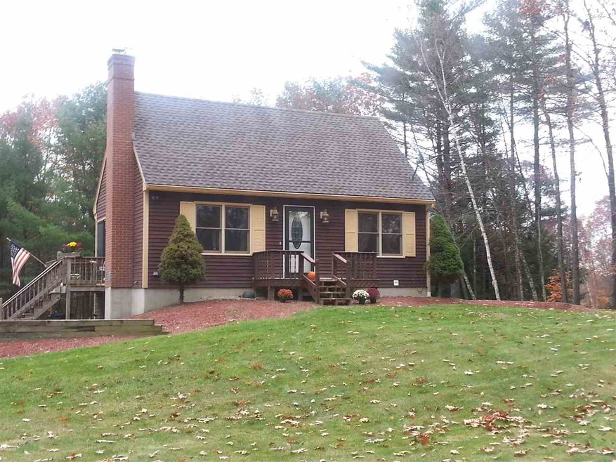 98 Cram Rd, Weare, NH 03281 - photo 1