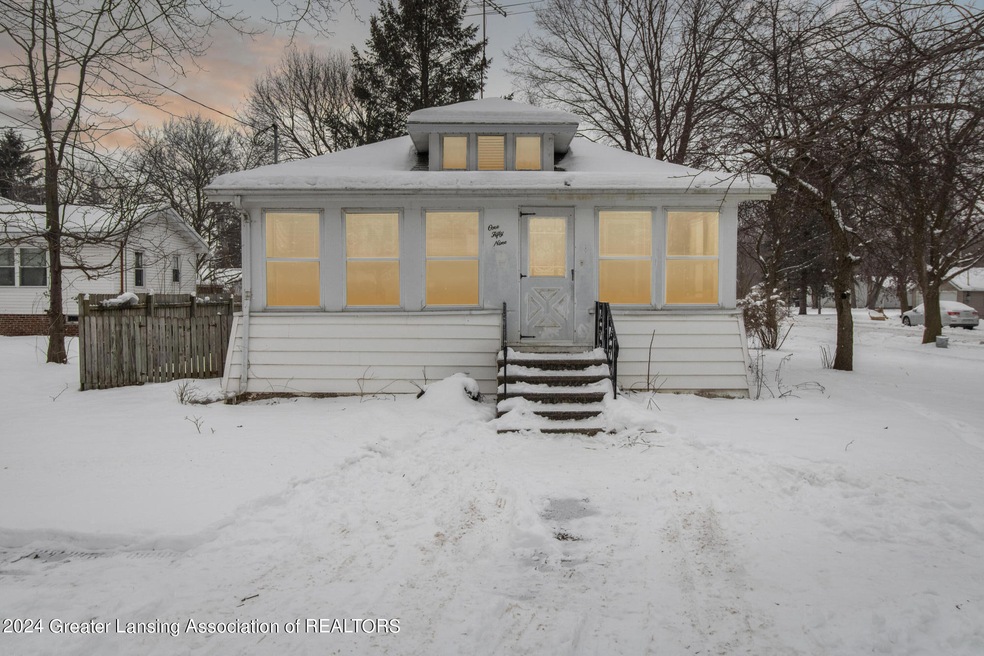 01-159-E-Elm-St-Elsie-MI-48831-WindowSti