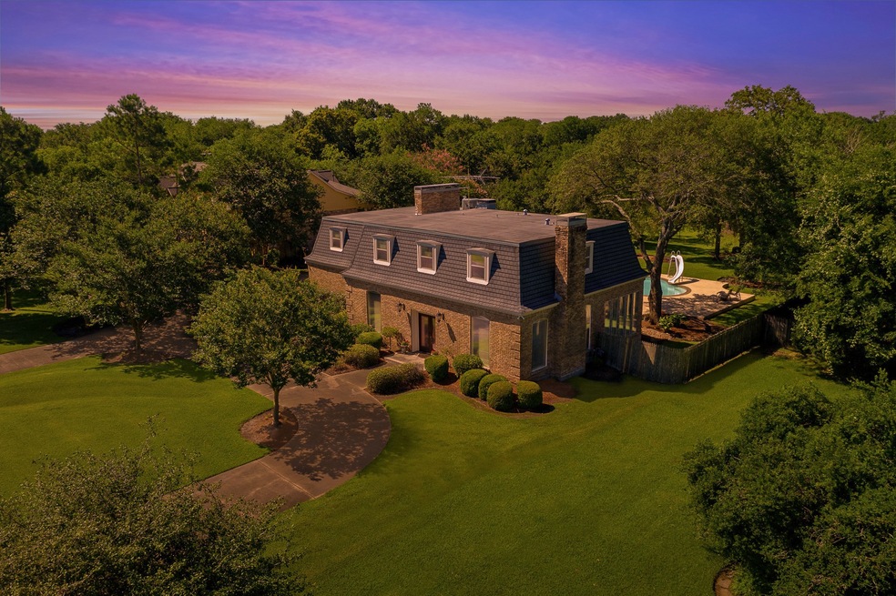 2010 Airline Dr, Friendswood, TX 77546 - photo 1