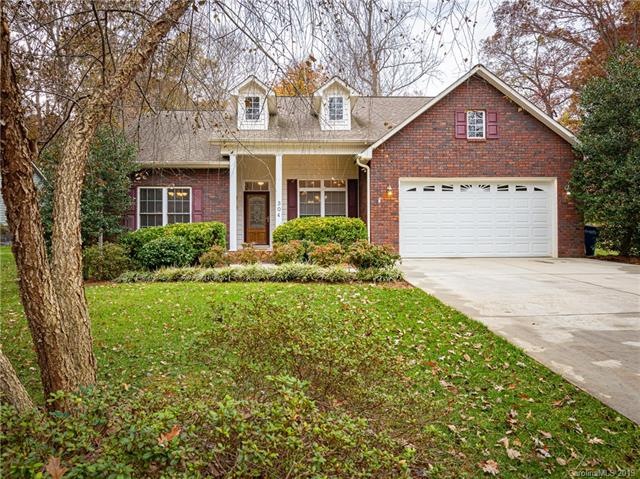 304 Brookmeade Dr, Statesville, NC 28625 - photo 1