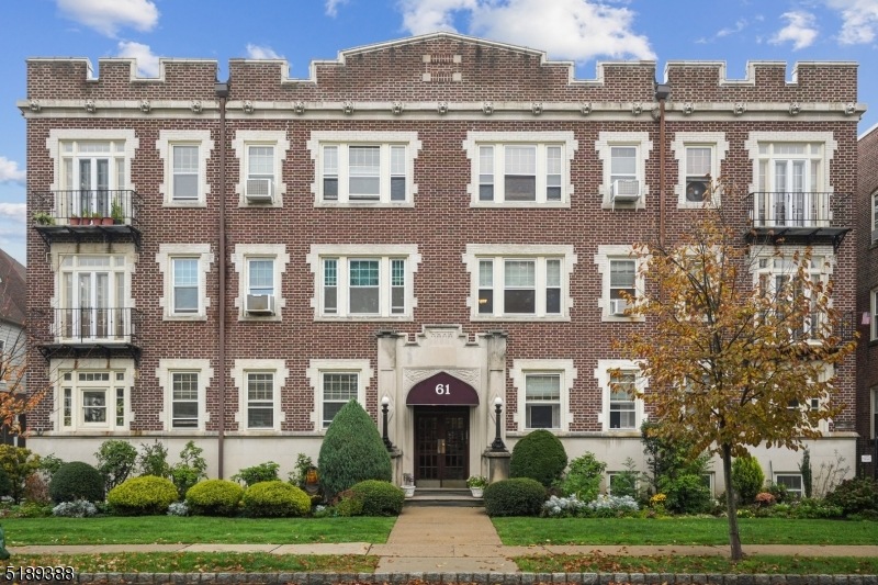 61 S Fullerton Ave unit 24, Montclair, NJ 07042 - photo 1