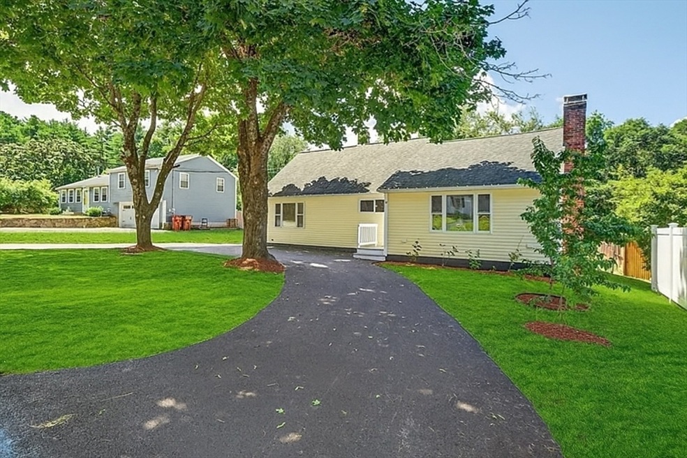 10 Wilder St, Middleboro, MA 02346 - photo 1