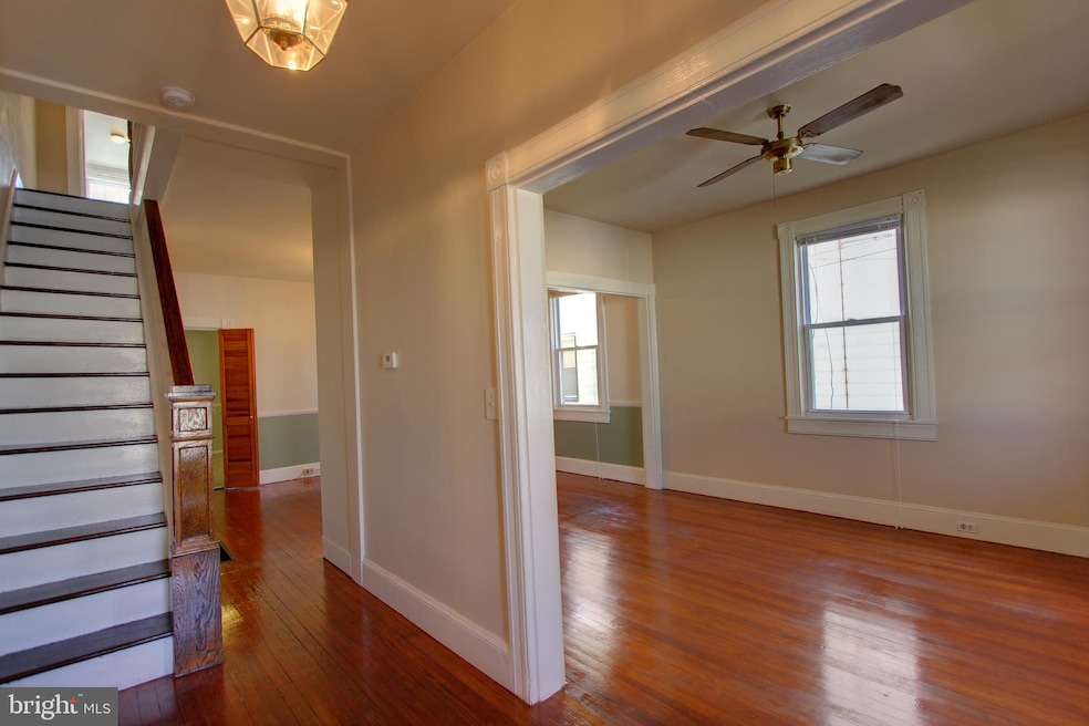 78 Mellor Ave, Catonsville, MD 21228 - photo 1