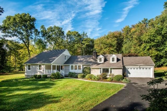 540 Cheese Spring Rd, New Canaan, CT 06840 - photo 1