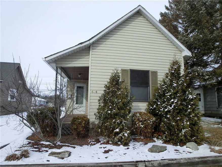 614 E Jefferson St, Tipton, IN 46072 - photo 1