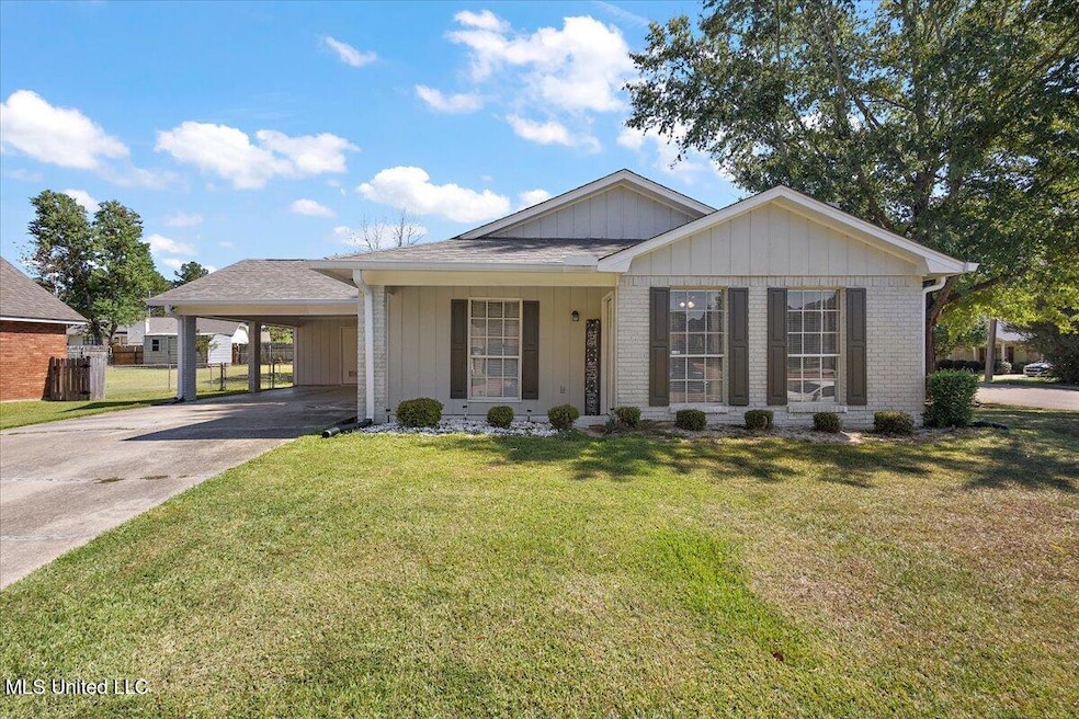 5046 Raintree Dr, Byram, MS 39272 - photo 1