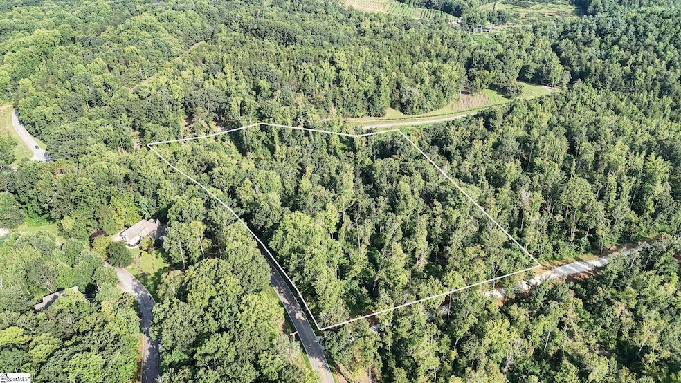 502 Chinquapin Rd, Travelers Rest, SC 29690 - photo 1