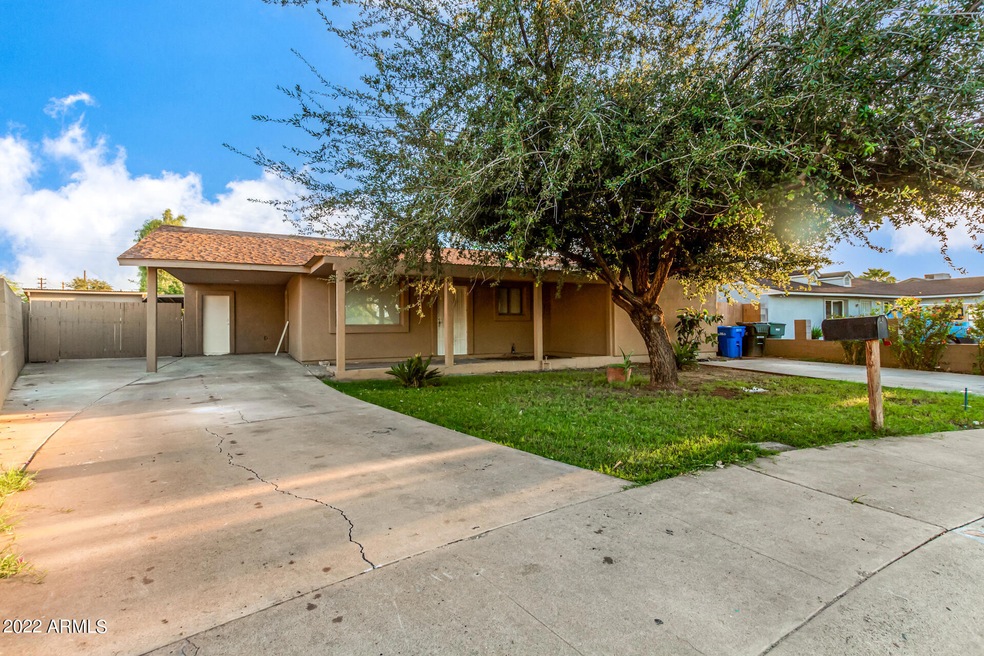 7909 W Verde Ln, Phoenix, AZ 85033 - photo 1