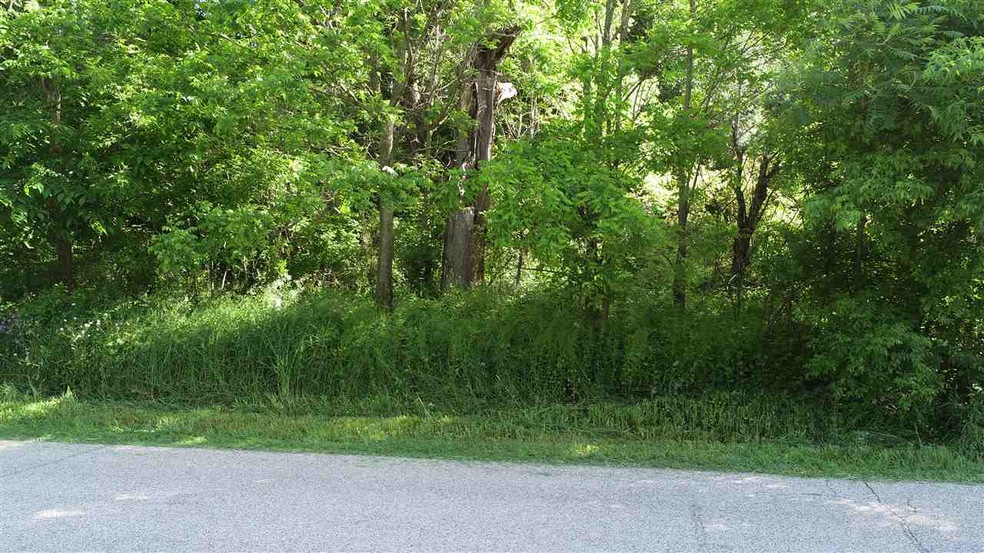 L2 Hillcrest Ln, Oregon, WI 53575 - photo 1