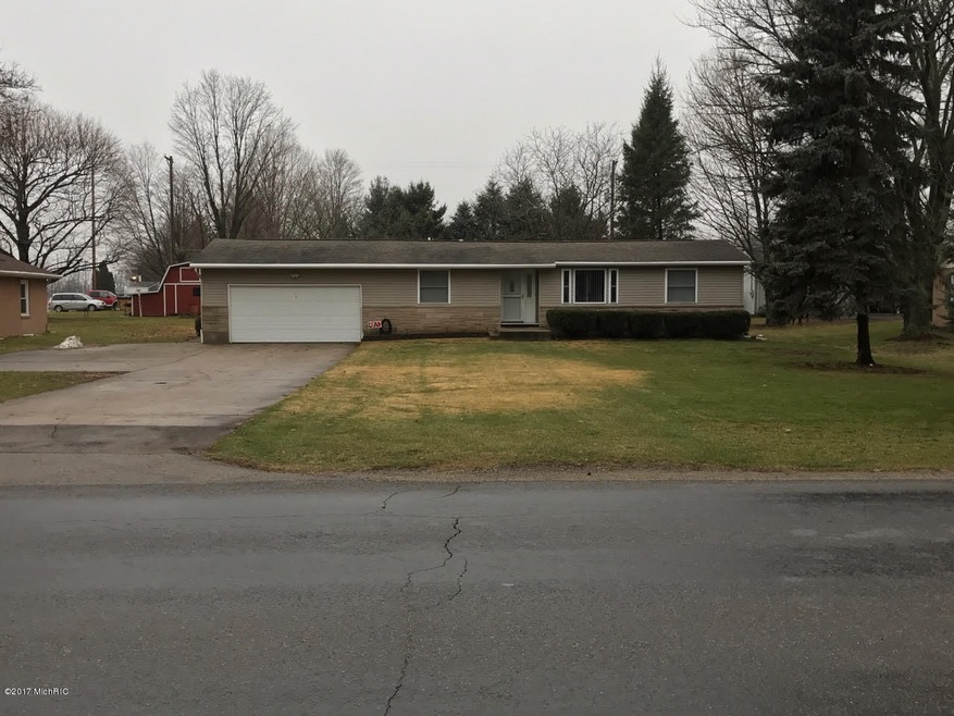 69952 S Nottawa Rd, Sturgis, MI 49091 - photo 1