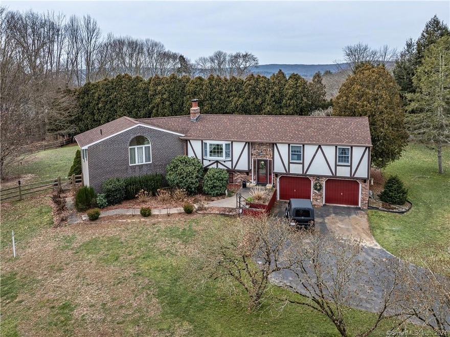 35 Pautipaug Hill Rd, North Franklin, CT 06254 - photo 1