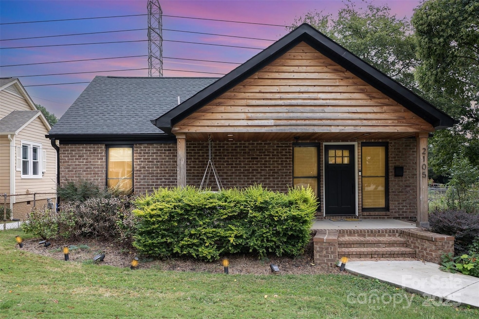 2105 Highland St, Charlotte, NC 28208 - photo 1