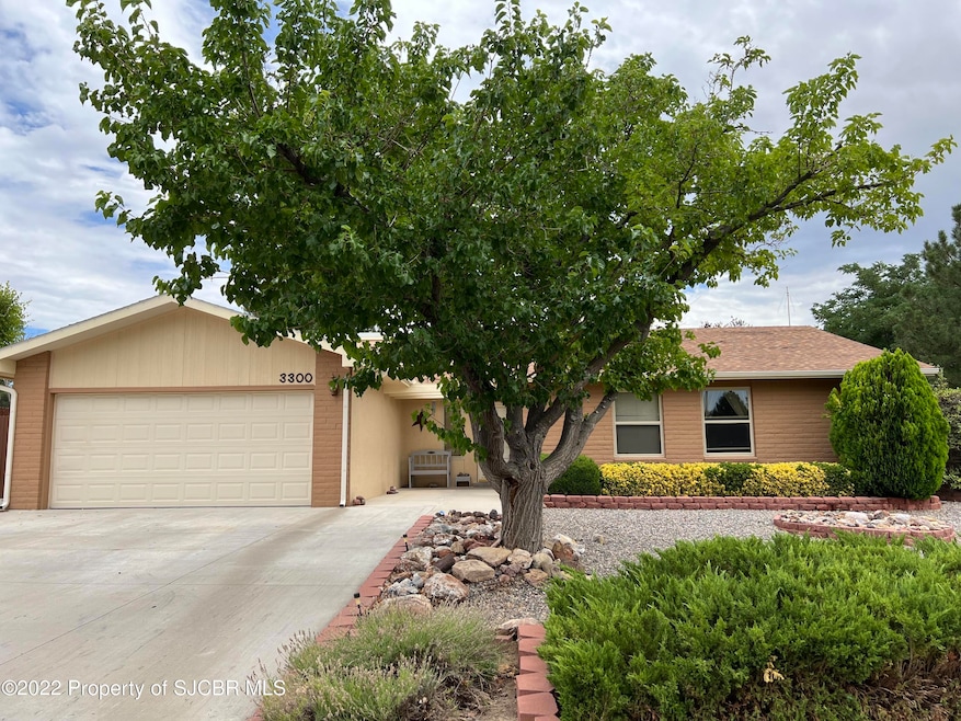 93C44427-8EFB-4A6D-9478-4A67775C94C7