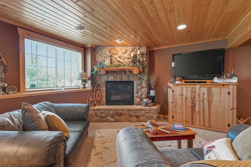 Pending $345,900 • Co-Listing Agent