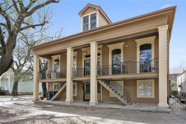 FRONT OF 4404 CANAL STREET