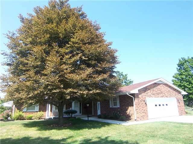 2244 N Manor Dr, Genoa, OH 43430 - photo 1