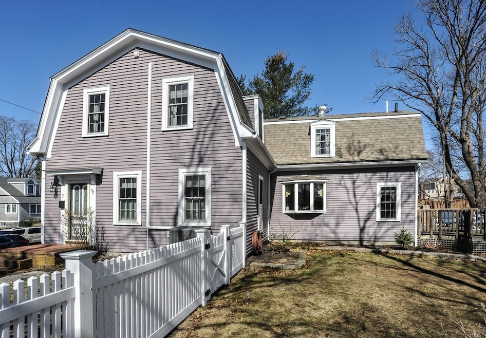 7 Whiton Ave, Hingham, MA 02043 - photo 1