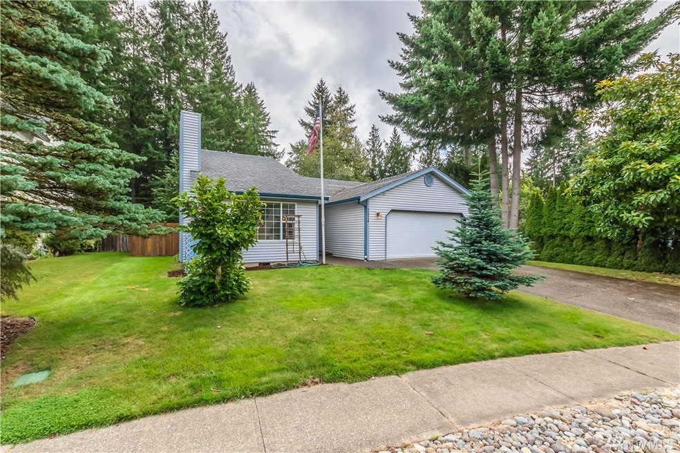 2524 Woodfield Loop SE, Olympia, WA 98501 - photo 1