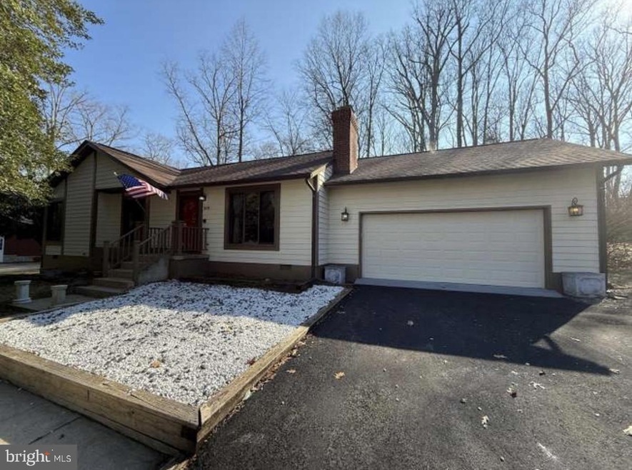 205 Confederate Cir, Locust Grove, VA 22508 - photo 1